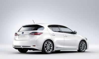 Lexus_CT_200h_01.jpg