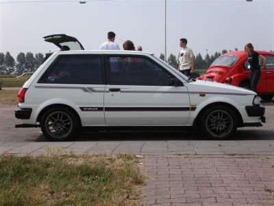 Starlet_28Medium29.jpg