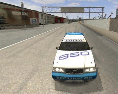 volvo4_(Medium).JPG