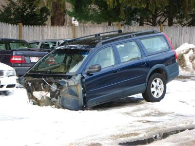volvo_(Medium).jpg